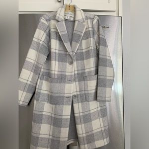 NWOT Rachel Zoe Gray & White Plaid Jacket
Size Medium